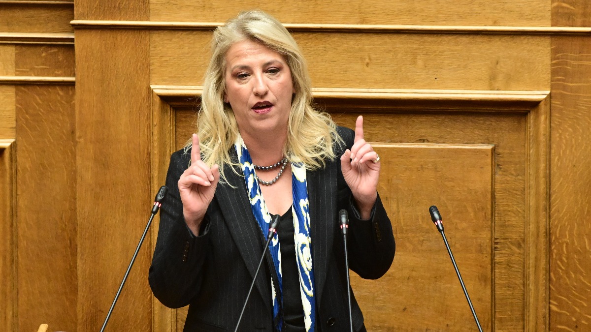 Έκτακτη ανακοίνωση για Ρένα Δούρου