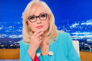 Ανησυxία για την Αγγελική Νικολούλη – Ατύxnμα στις διακοπές της – Οι πρώτες πληροφορίες