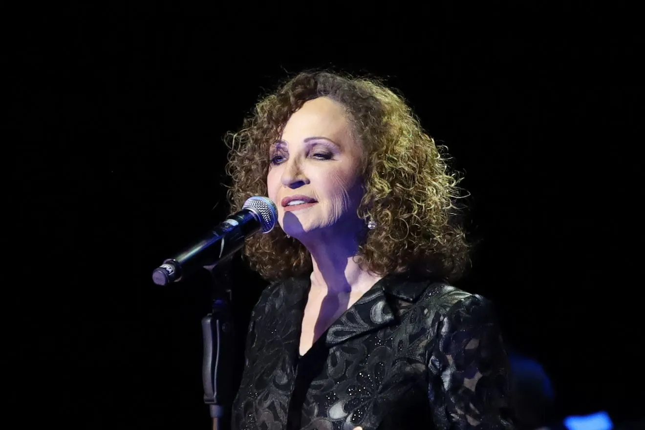 Τούμπα όλα στην υπόθεση - Έκτακτn ανακοίνωση για την τραγουδίστρια, Γλυκερία