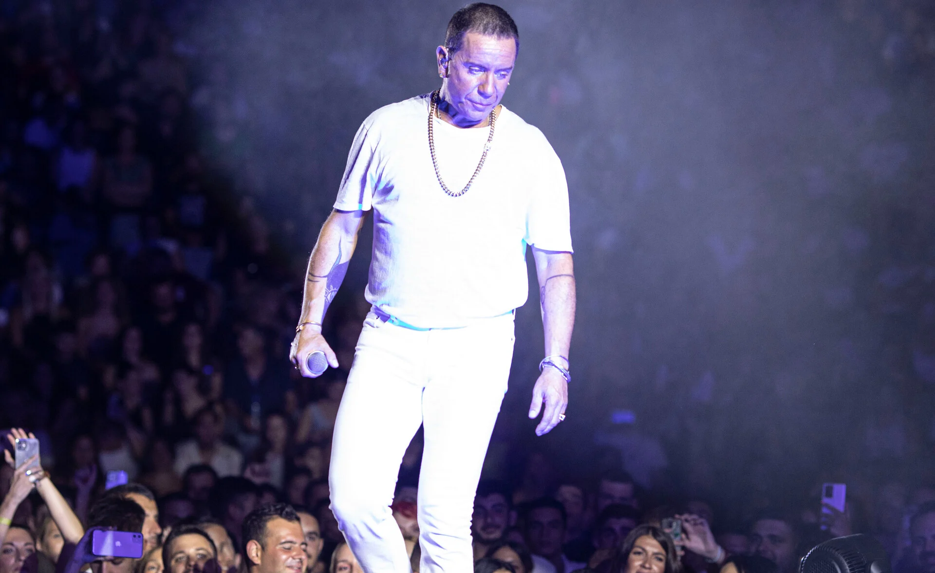 «Όσο ζω Μαζώ, συγγενείς…»: Το Twitter/X αποθεώνει τον Μαζωνάκη και στέκεται στο πλευρό του