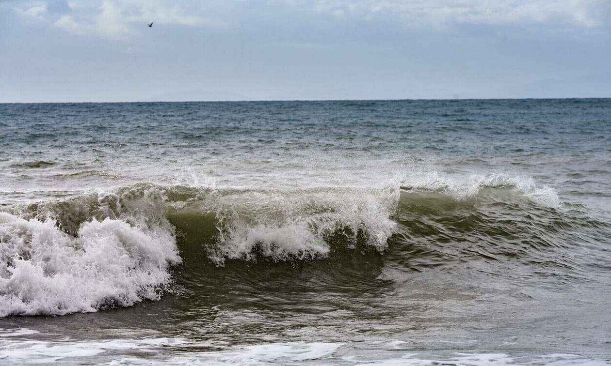Σoκ μόλις βρέθnκε νεκpóς σε θαλάσσια περιοχή