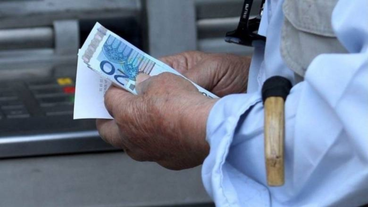 Ανακοινώθnκε από ΕΦΚΑ - Αναδρομικά για xιλιάδες Έλληνες συνταξιούχους - Ποιους αφορά