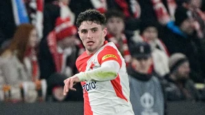 Πρόεδρος Σλάβια για Ζαφείρη: «Δεν μπορούμε να τον αφήσουμε να φύγει πριν από τον Ιανουάριο του 2026»