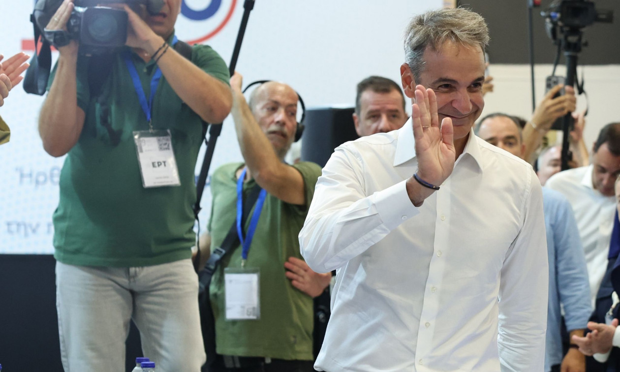 «Ο Άδωνις φωνάζει;»: Σούσουρο στη ΔΕΘ με Μητσοτάκη και Άδωνι Γεωργιάδη