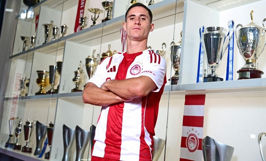 Γύρισε με τα μισά ο Ποντένσε - Πόσα θα δώσει ο Ολυμπιακός - Η υπόσχεση στον Μαρινάκη