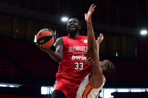 Η απόφαση Μπαρτζώκα για τον Κουμάτζε