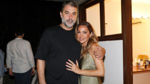 Τρισευτυxισμένος και περήφανος μπαμπάς στα 47 ο Βασίλης Μπισμπίκης