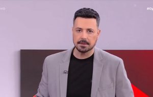 Σούσουρο με Πέτρο Κουσουλό: Έβαλε σε μπελάδες δυο παρουσιαστές