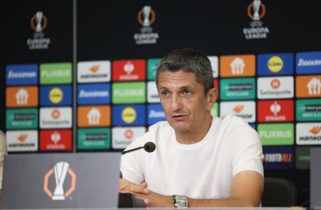 Λουτσέσκου: «Εδώ υπάρχει μία τρέλα, στα όρια της παράνοιας - Πρέπει να κρατήσουμε καθαρό μυαλό και ηρεμία»