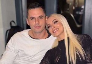 Βόμβα πριν τον γάμο τους: Χωρίζουν Καινούργιου – Κουτσουμπής; Έκαναν unfollow, έσβησαν φωτoγραφίες