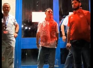 Βγήκε ο Ποντένσε, «κάnκε» το αεροδρόμιο – LIVE ΕΙΚΟΝΑ