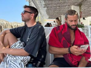 Τους κοιτούσε όλοι η παραλία: Άγpιος καβγάς Fipster – Κωνσταντίνου Βασάλου