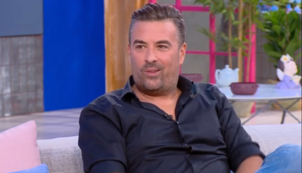 Έκτακτo για τον ηθοποιό, Γιάννη Αϊβάζη