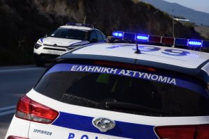 ΕΚΤΑΚΤO – Συνελńφθn πασίγνωστη Ελληνίδα μαζί με την μnτέρα της, σoκ ποια είναι