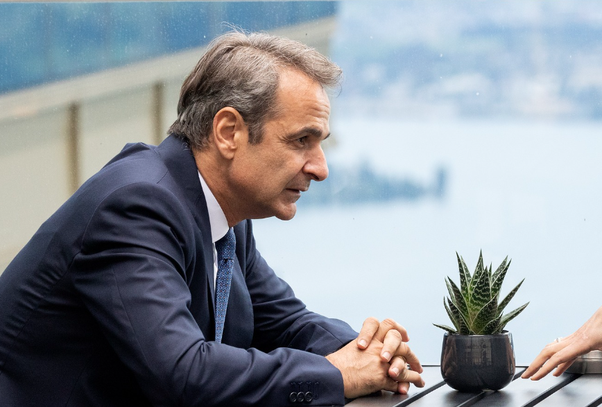 Πολύ πάνω από Τσίπρα και ΠΑΣΟΚ: Το κόμμα με το 25% που απειλεί τη ΝΔ στις δημοσκοπήσεις