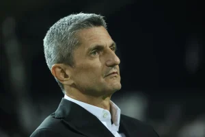 Λουτσέσκου: «Δεν πρέπει να πέσουμε σε κατάθλιψη για ένα τέτοιο παιχνίδι, με βάση τις τελικές και τον τρόπο παιχνιδιού μας!»