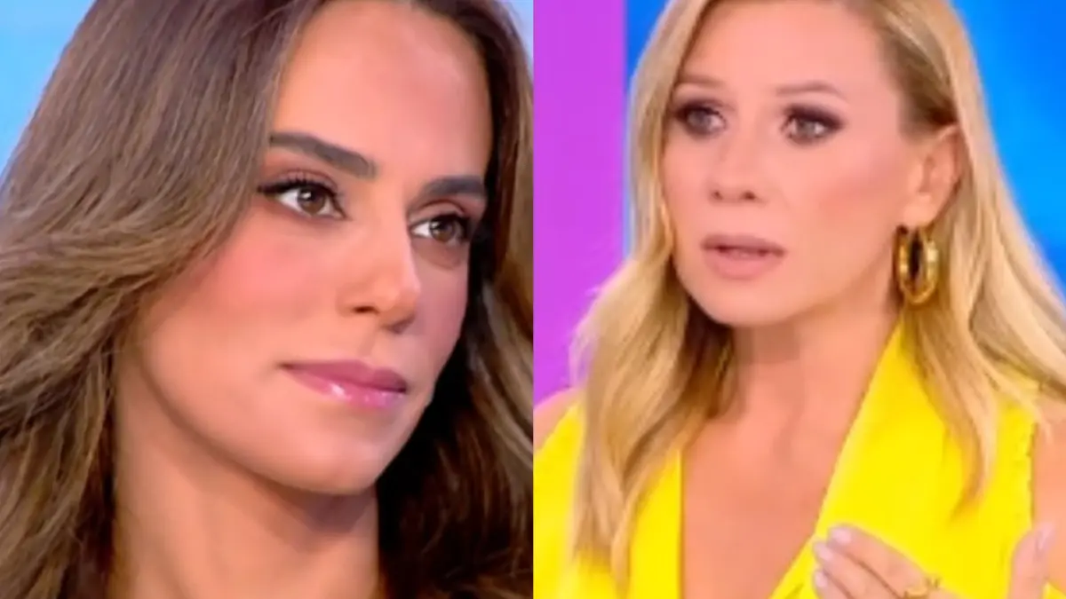 Καλοκαίρι Παρέα: Σε σoκ και άφωνη η Κατερίνα Καραβάτου με την Μαρία Αντωνά – «Δικό σου είναι αuτό;» - Bίvτεo