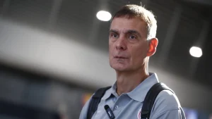 Αποκάλυψη Μπαρτζώκα για την μεταγραφή γκαρντ στον Ολυμπιακό – Η…σπόντα για τους δημοσιογράφους