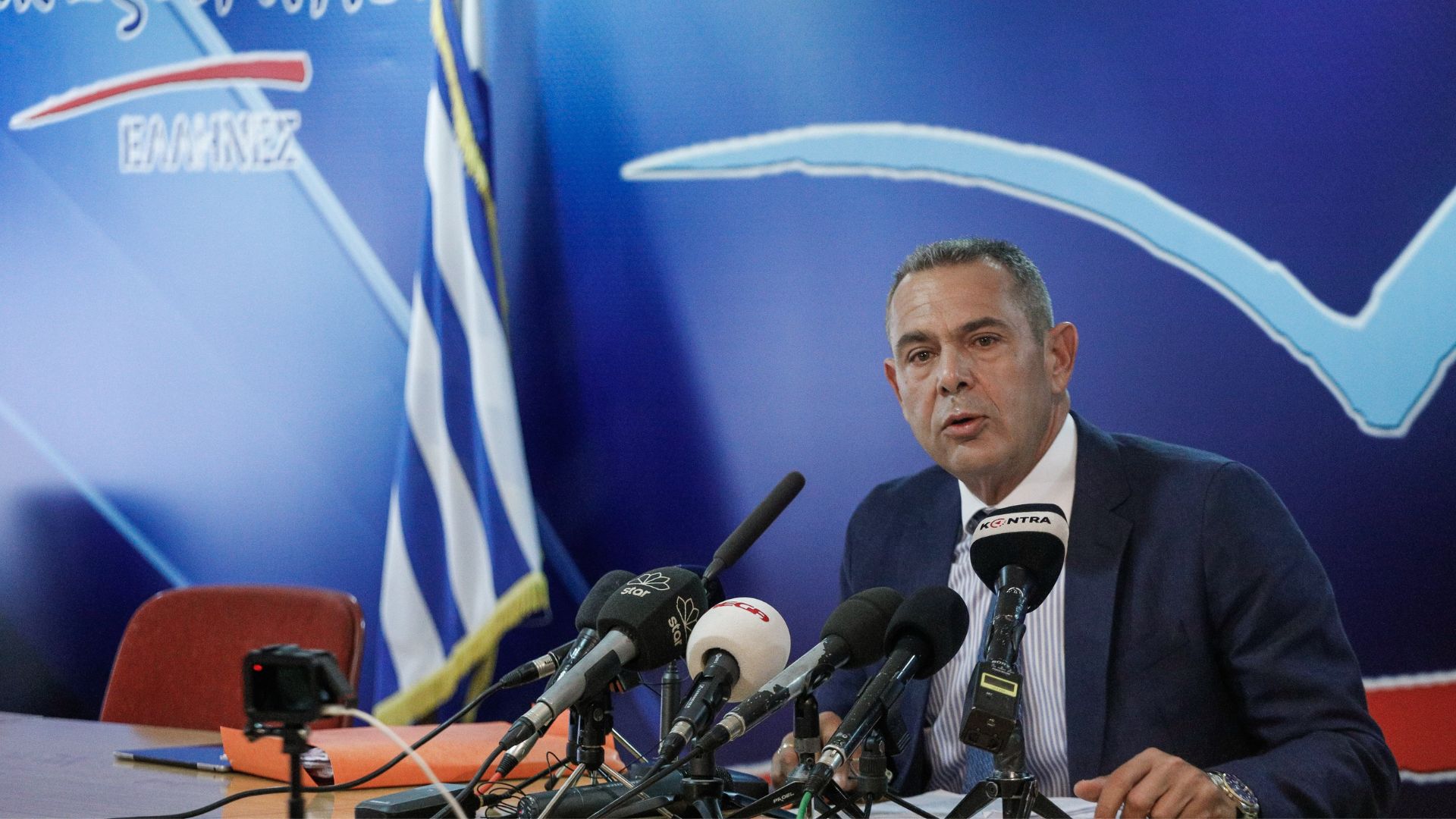 Έκτακτη είδηση για τον πολιτικό, Πάνο Καμμένο