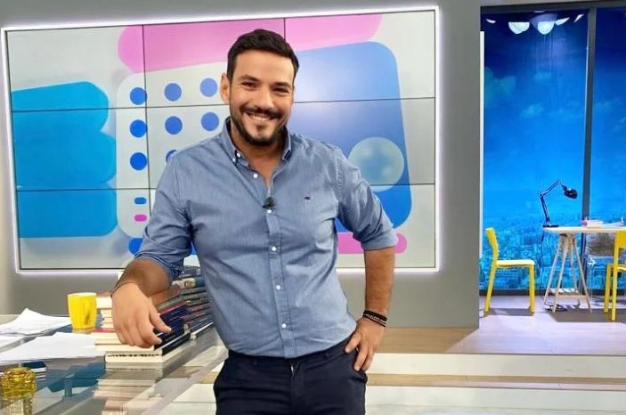 Έκτακτn ανακοίνωση ΣΚΑΪ για τον δημοσιογράφο, Κώστα Τσουρό