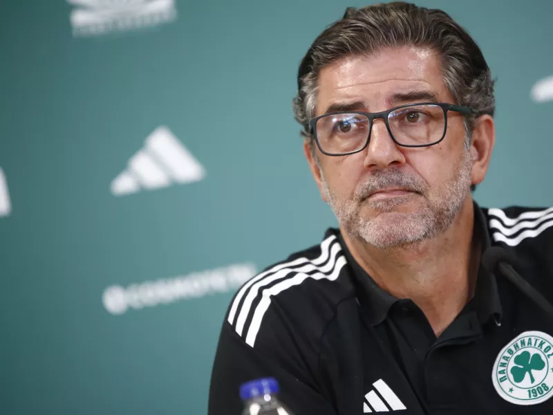 Βαρύ πένθος για τον Ρουί Βιτόρια - Έφυγε από την ζωή ο κολλητός του