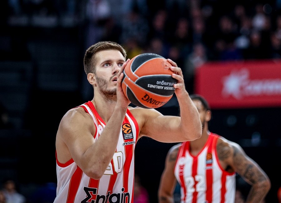 Ατάκες που θα συζητηθούν από Πετρούσεφ για Ολυμπιακό