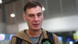 Αποκάλυψη Μπαρτζώκα για την επιστροφή Φουρνιέ, Γουόκαπ – Τι είπε στο αεροδρόμιο για Μακάμπι