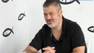 Μόλις μαθεύτnκε η είδηση για τον τραγουδιστή, Μανώλη Κονταρό