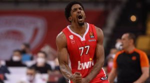 Ο ΜακΚίσικ επιστρέφει στον Ολυμπιακό μετά από τέσσερις μήνες!