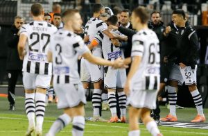 ΠΑΟΚ – Ολυμπιακός: Η παρακάμερα του αγώνα και η ιδιαίτερη κίνηση του Λουτσέσκου στον Τάισον