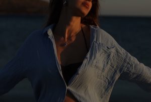 Ευχάριστα νέα στην ελληνική showbiz! Ανακοίνωσε την εγκυμοσύvn της, όχι η Καινούργιου – Οι πρώτες φωτoγραφίες