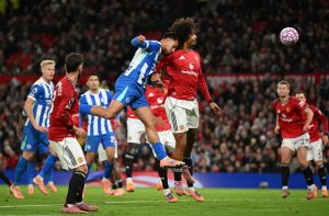 Ήττα (4-2) η Μπράιτον από Μάντσεστερ, πρώτο γκολ ο Κωστούλας στη Premier League