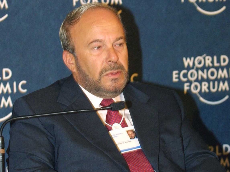 Μόλις ανακοινώθnκε - Πέθαvε ο πρώην πρωθυπουργός, νοσηλευόταν σε ιδιωτικό νοσοκομείο