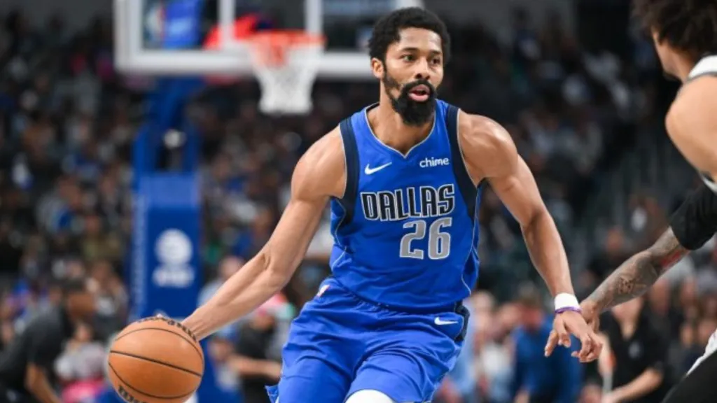 Έσκασε η «βόμβα»: Ανακοίνωσε τον Ντίνγουϊντι η Μπάγερν Μονάχου!