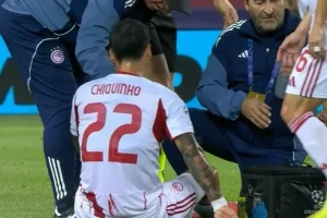 Μπαρτσελόνα – Ολυμπιακός: Συναγερμός με Τσικίνιο, οι πρώτες πληροφορίες για τον τραυματισμό του