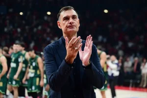 Μπαρτζώκας: «Θα προτιμούσα το ματς να μην το παίξουμε αυτήν την εποχή για πολλούς λόγους»