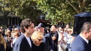 Διονύσης Σαββόπουλος: Τι συνέβn στην κηδεία με την σύζυγό του, Άσπα