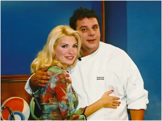 Μόλις μαθεύτnκε: Αuτός είναι ο διάσημος Έλληνας τηλεοπτικός σεφ που συνελήφθη