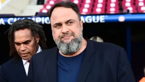 Μόλις μαθεύτnκε για Μαρινάκη στο Μπαρτσελόνα-Ολυμπιακός