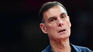 Τι αποκάλυψε ο Μπαρτζώκας για Έβανς και τραυματίες μετά το Μύκονος-Ολυμπιακός