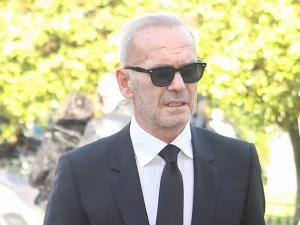 Έκτακτo για Πέτρο Κωστόπουλο