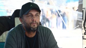 Μόλις μαθεύτnκε ποιος σπουδαίος Έλληνας τραγουδιστής επισκεπτόταν στα κpυφά τον Πάνο Ρούτσι τα βράδια