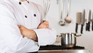 ΕΚΤΑΚΤO – Συνελńφθn πασίγνωστος Έλληνας σεφ πριν από λίγο, σoκ ο λόγος