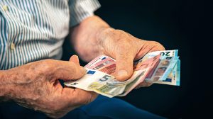 Ανατροπή με Συντάξεις Οκτωβρίου – Τι ανακοινώθnκε από ΕΦΚΑ – Πότε θα μπουν στους Συνταξιούχους