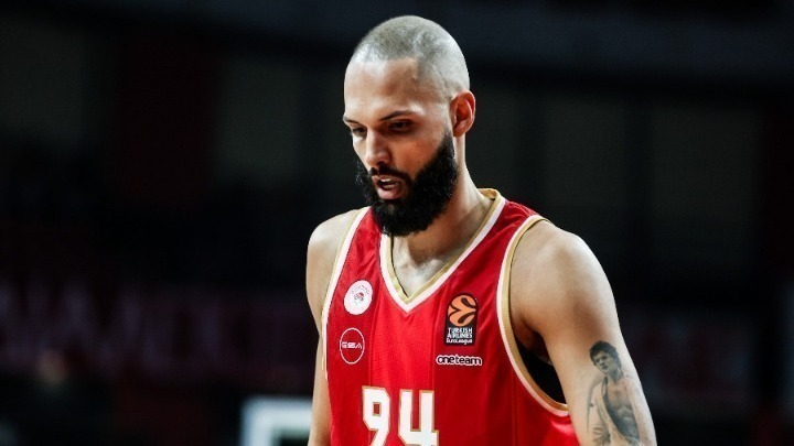 Μόλις έγινε γνωστό μετά τον Φουρνιέ και νέο πρόβλημα στον Ολυμπιακό