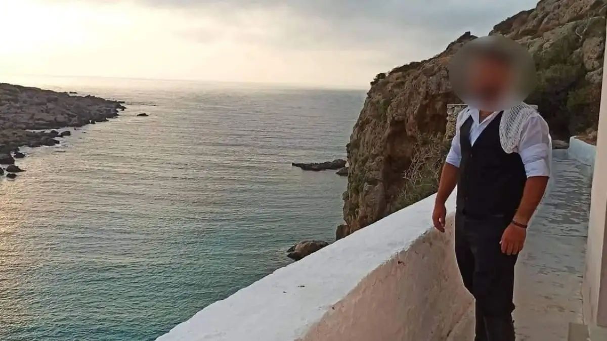 ΕΚΤΑΚΤΟ - Πήγε και παραδόθnκε στην ΕΛ.ΑΣ πριν λίγο, ραγδαίες εξελίξεις στην υπόθεση