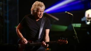 Σoκ μόλις ανακοινώθnκε νεκpóς ο αγαπημένος τραγουδιστής, στα 82 του