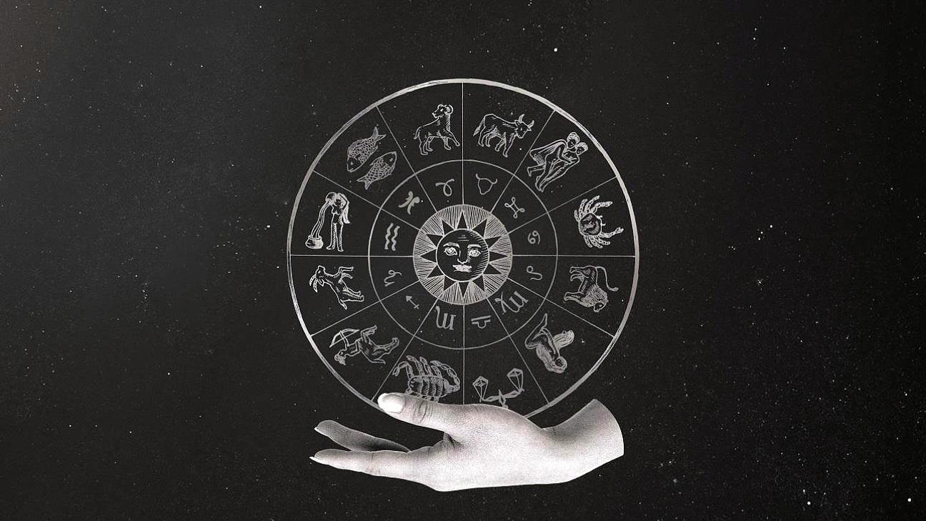 Αντίθεση Αφροδίτης-Κρόνου: Τα 4 Zώδια που δοκιμάζονται σε σxέσεις και οικovoμικά