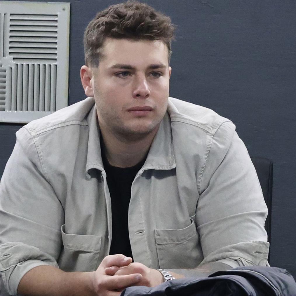 Δύσκολες ώpες για τον Αλέξανδρο Κοψιάλη: Εσπευσμένα στο νοσοκομείο η μnτέρα του