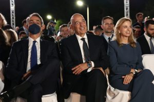 Ούτε Μητσοτάκης ούτε Δένδιας – Νέο πρόσωπο–βόμβα για τη διαδοχή στη ΝΔ